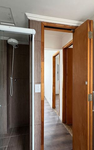 Apartamento à venda com 51m², 2 quartos e 1 vaga Apartamento à venda com 51m², 2 quartos e 1 vagaBanheiro