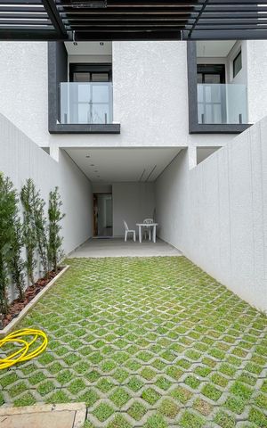 Casa à venda com 115m², 3 quartos e 2 vagasGaragem