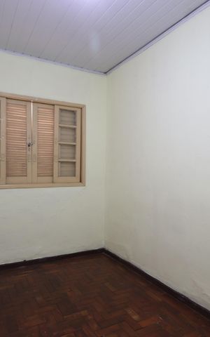 Casa para alugar com 60m², 2 quartos e 2 vagasQuarto 2