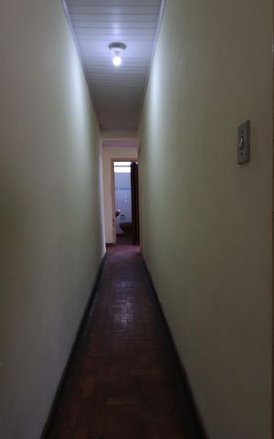 Casa para alugar com 60m², 2 quartos e 2 vagasCorredor