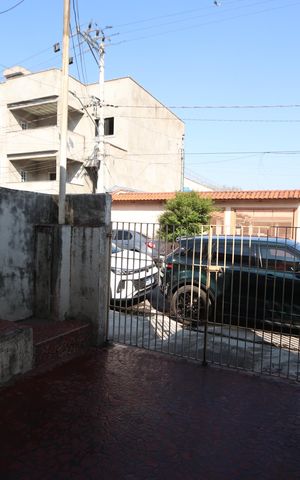 Casa para alugar com 60m², 2 quartos e 2 vagasGaragem