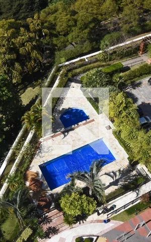 Apartamento para alugar com 243m², 3 quartos e 4 vagas