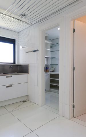 Apartamento para alugar com 243m², 3 quartos e 4 vagas