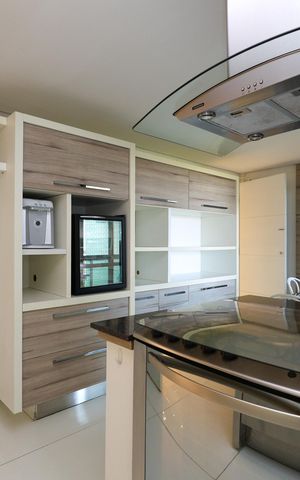 Apartamento para alugar com 243m², 3 quartos e 4 vagas
