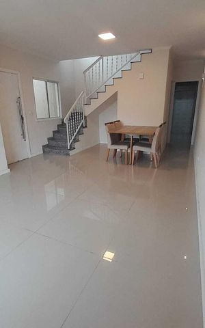 Casa à venda com 139m², 3 quartos e 3 vagas