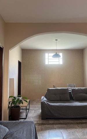 Casa à venda com 149m², 3 quartos e 2 vagas Casa à venda com 149m², 3 quartos e 2 vagasSala