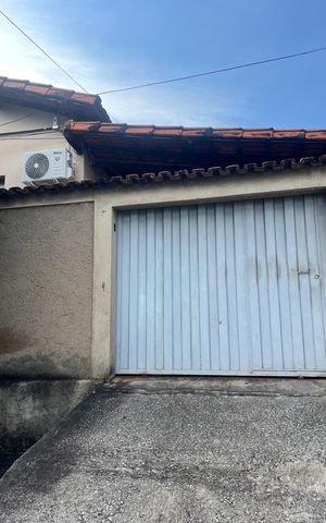 Casa à venda com 149m², 3 quartos e 2 vagas Casa à venda com 149m², 3 quartos e 2 vagasFachada