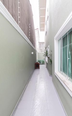 Casa para alugar com 260m², 4 quartos e 7 vagasCorredor Externo