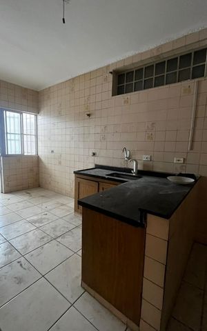 Casa para alugar com 300m², 2 quartos e 2 vagas