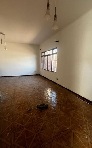 Casa para alugar com 300m², 2 quartos e 2 vagas