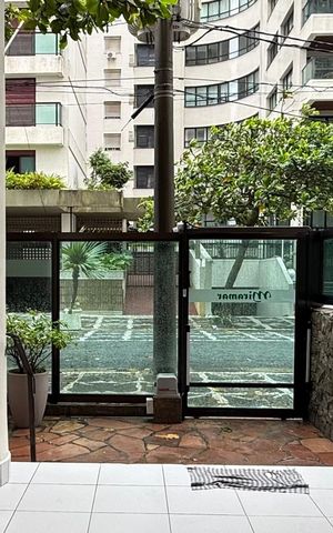 Apartamento para alugar com 80m², 2 quartos e 1 vaga Apartamento para alugar com 80m², 2 quartos e 1 vagaFachada