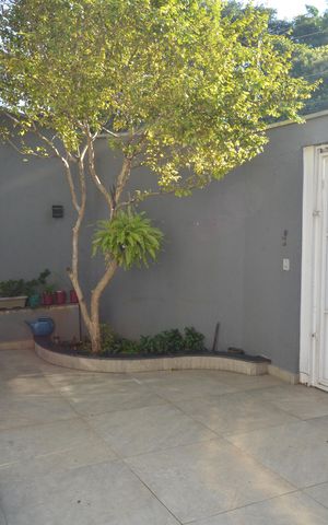 Casa à venda com 144m², 2 quartos e 2 vagasGaragem