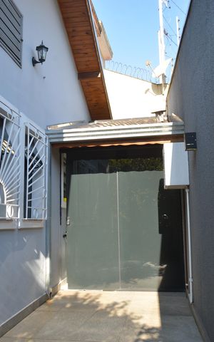 Casa à venda com 144m², 2 quartos e 2 vagasGaragem