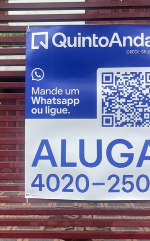Casa para alugar com 315m², 4 quartos e 6 vagas Casa para alugar com 315m², 4 quartos e 6 vagasPlaca GTPE 125