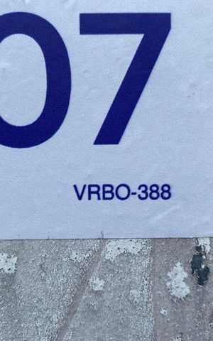 Casa de condomínio à venda com 50m², 2 quartos e 1 vaga Casa de condomínio à venda com 50m², 2 quartos e 1 vagaPlaquinha Cod VRBO-388