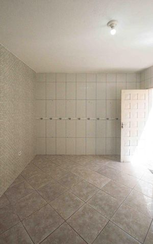 Casa para alugar com 60m², 1 quarto e sem vaga Casa para alugar com 60m², 1 quarto e sem vagaCozinha