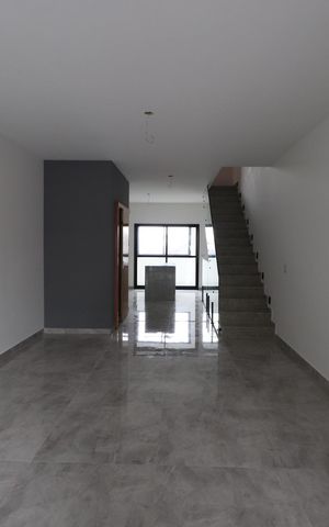 Casa para alugar com 200m², 3 quartos e 4 vagasSala