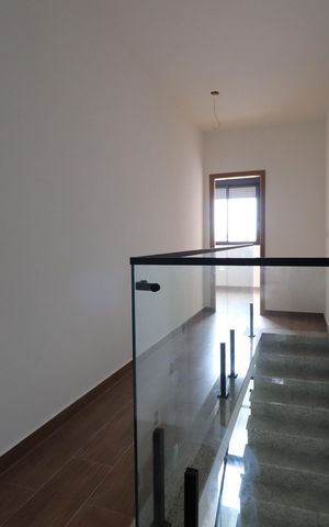 Casa para alugar com 200m², 3 quartos e 4 vagasCorredor