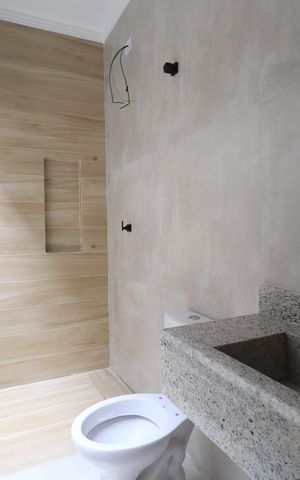 Casa para alugar com 200m², 3 quartos e 4 vagasBanheiro da Suíte 2