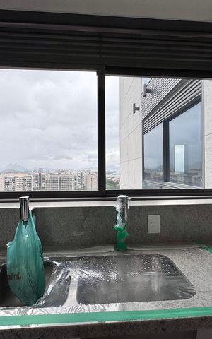 Apartamento para alugar com 194m², 4 quartos e 3 vagas Apartamento para alugar com 194m², 4 quartos e 3 vagasCozinha