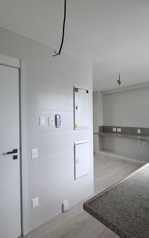Apartamento para alugar com 194m², 4 quartos e 3 vagas Apartamento para alugar com 194m², 4 quartos e 3 vagasCozinha