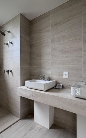 Apartamento para alugar com 194m², 4 quartos e 3 vagas Apartamento para alugar com 194m², 4 quartos e 3 vagasSuíte 1 - Banheiro