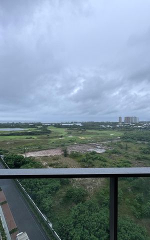 Apartamento para alugar com 194m², 4 quartos e 3 vagas Apartamento para alugar com 194m², 4 quartos e 3 vagasVaranda