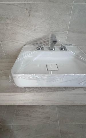 Apartamento para alugar com 194m², 4 quartos e 3 vagas Apartamento para alugar com 194m², 4 quartos e 3 vagasSuíte 3 - Banheiro