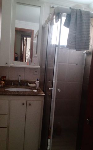 Apartamento à venda com 63m², 2 quartos e 1 vaga Apartamento à venda com 63m², 2 quartos e 1 vagaBanheiro