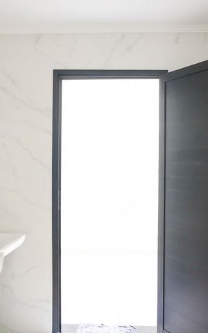 Casa à venda com 185m², 3 quartos e 2 vagasÁrea de serviço