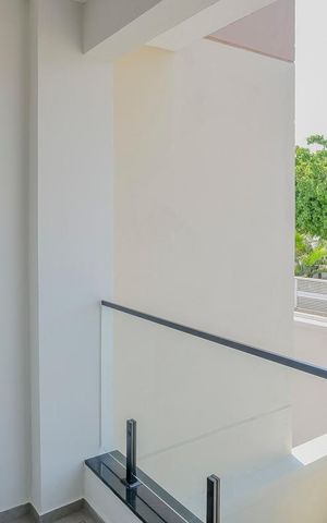 Casa à venda com 185m², 3 quartos e 2 vagasVaranda da suíte 2