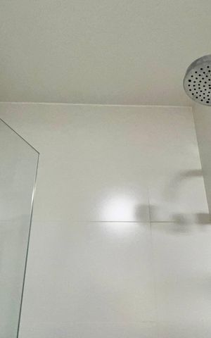 Studio para alugar com 30m², 1 quarto e sem vaga Studio para alugar com 30m², 1 quarto e sem vagaBanheiro