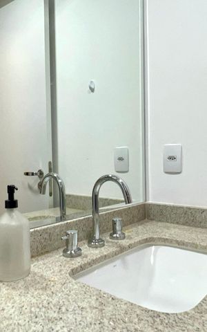 Studio para alugar com 30m², 1 quarto e sem vaga Studio para alugar com 30m², 1 quarto e sem vagaBanheiro