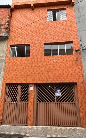 Casa à venda com 150m², 2 quartos e 1 vagaFachada 