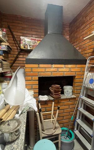 Casa à venda com 260m², 3 quartos e 1 vaga