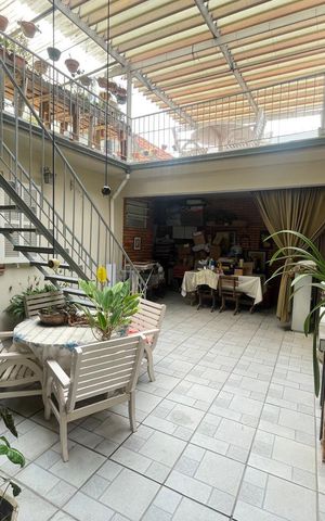 Casa à venda com 260m², 3 quartos e 1 vaga