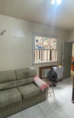 Casa à venda com 260m², 3 quartos e 1 vaga