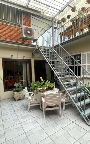 Casa à venda com 260m², 3 quartos e 1 vaga