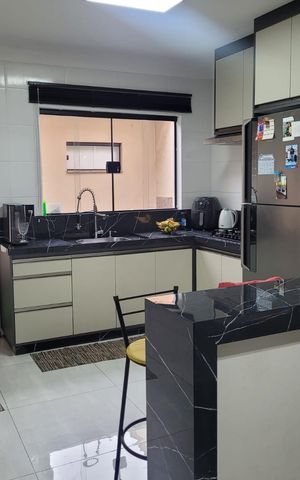 Casa à venda com 225m², 2 quartos e 2 vagas Casa à venda com 225m², 2 quartos e 2 vagasCozinha