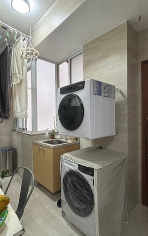 Apartamento à venda com 114m², 3 quartos e sem vaga Apartamento à venda com 114m², 3 quartos e sem vagaÁrea de serviço