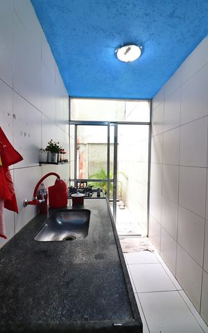 Casa à venda com 300m², 5 quartos e 2 vagasCozinha 