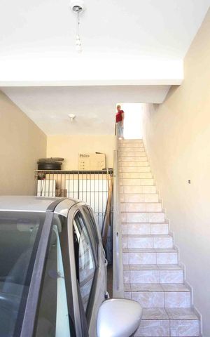 Casa à venda com 262m², 4 quartos e 1 vaga