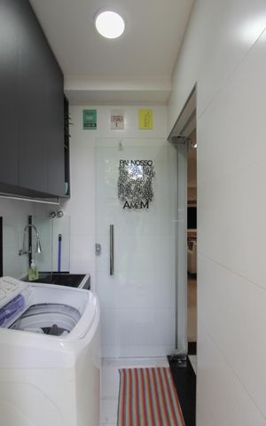 Casa à venda com 174m², 3 quartos e 2 vagasÁrea de Serviço