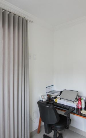 Casa à venda com 174m², 3 quartos e 2 vagasQuarto 1