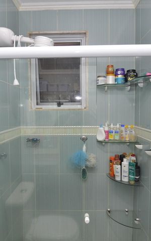 Casa à venda com 90m², 2 quartos e 1 vagaBanheiro