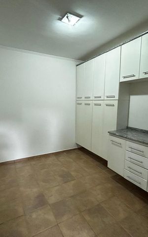 Casa de condomínio para alugar com 3000m², 6 quartos e 4 vagas Casa de condomínio para alugar com 3000m², 6 quartos e 4 vagasCozinha