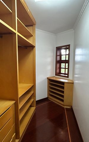 Casa de condomínio para alugar com 3000m², 6 quartos e 4 vagas Casa de condomínio para alugar com 3000m², 6 quartos e 4 vagasQuarto