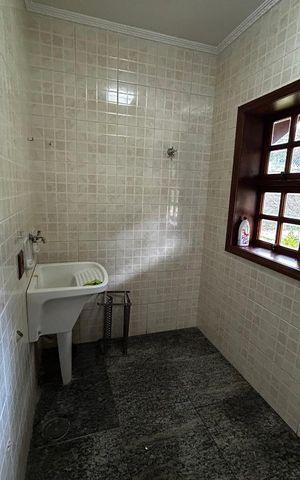 Casa de condomínio para alugar com 3000m², 6 quartos e 4 vagas Casa de condomínio para alugar com 3000m², 6 quartos e 4 vagasÁrea serviço