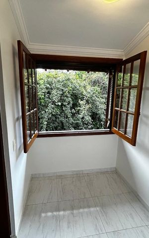 Casa de condomínio para alugar com 3000m², 6 quartos e 4 vagas Casa de condomínio para alugar com 3000m², 6 quartos e 4 vagasCorredor