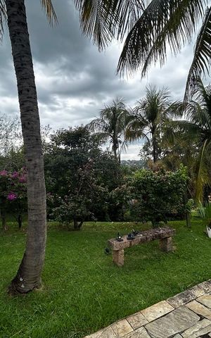Casa de condomínio para alugar com 3000m², 6 quartos e 4 vagas Casa de condomínio para alugar com 3000m², 6 quartos e 4 vagasÁrea externa